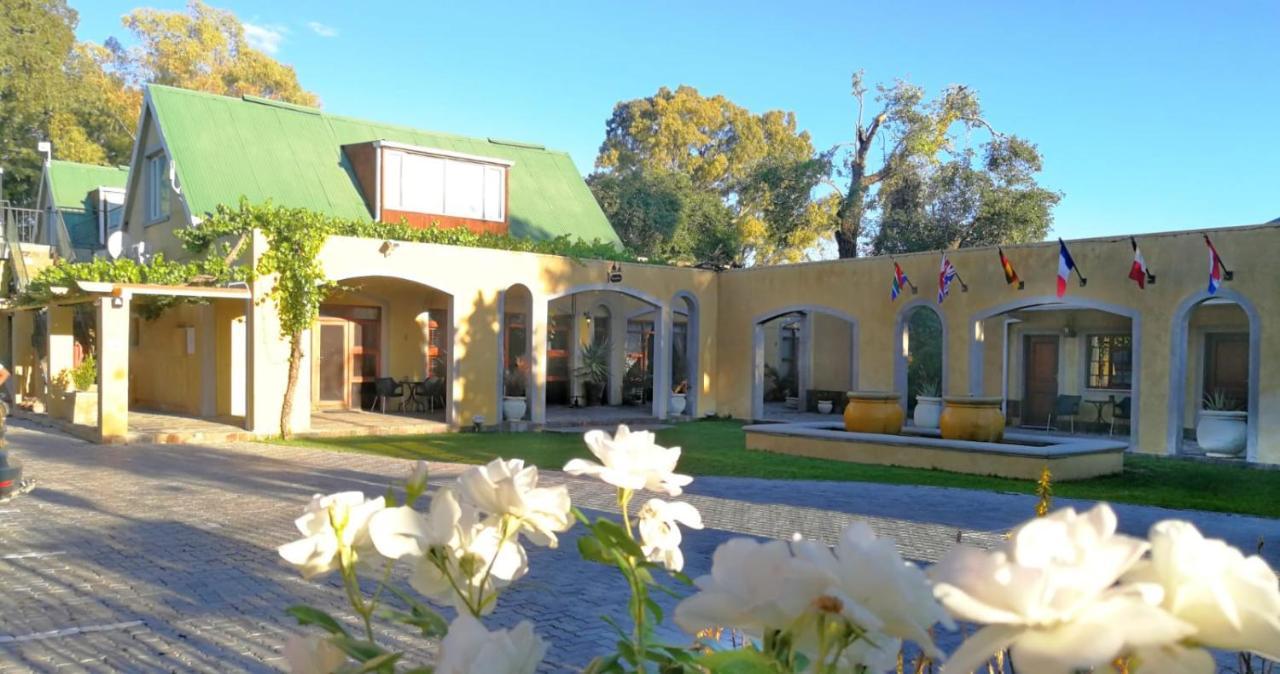 17 On Bird Guest House Beaufort West Exterior foto